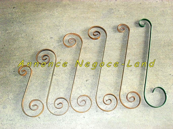 Volutes de décoration pour grille de fenêtre portail ou clotures [Petites annonces]